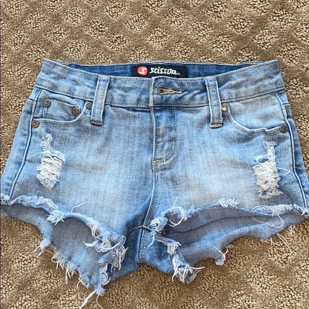 NEVER WORN JEAN SHORTS
